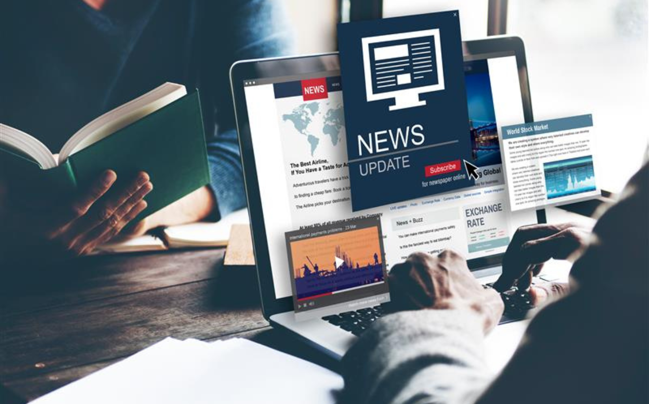 news alerts on a laptop screen